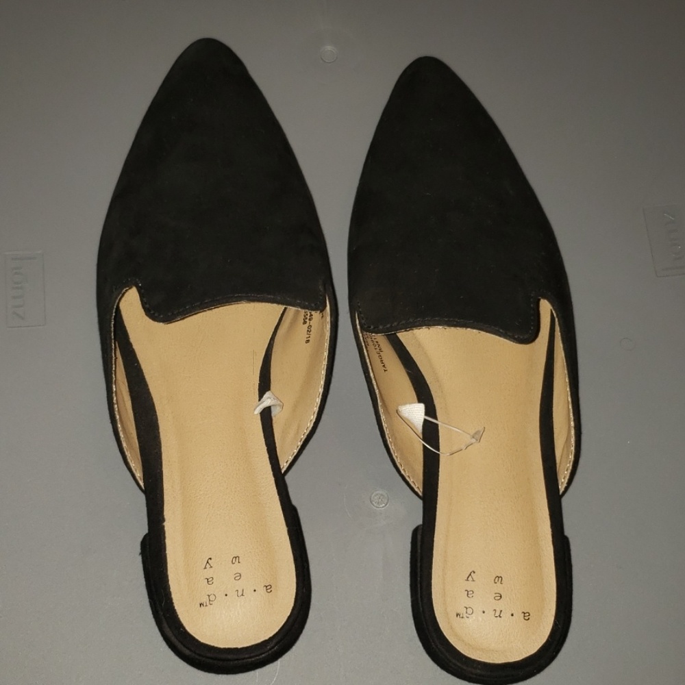 Black flats